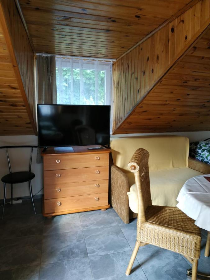 Relax U Janusza Hotel Колобжег Екстериор снимка
