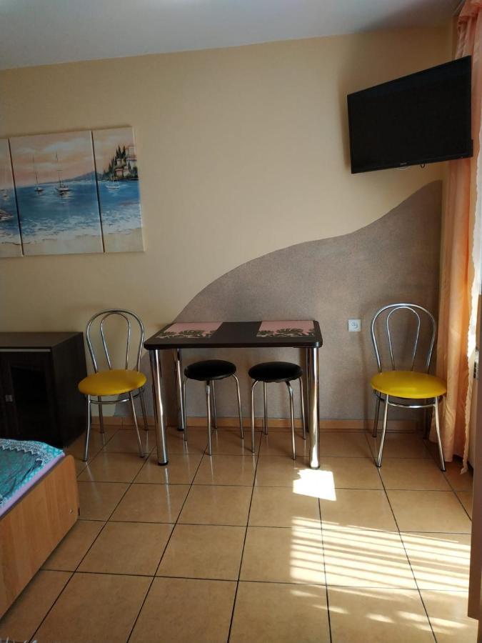 Relax U Janusza Hotel Колобжег Екстериор снимка